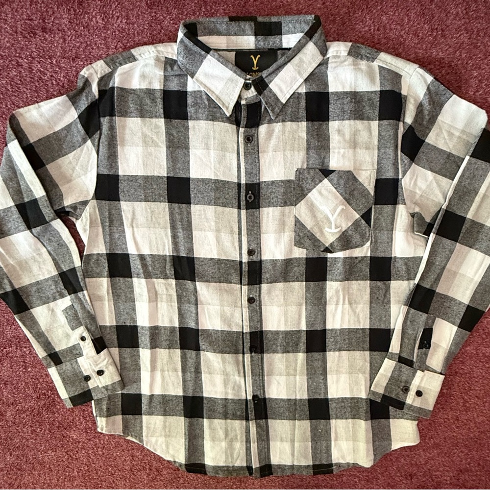 Yellowstone DuttonRanch Black and White Plaid Women's Button Down Shirt Size L